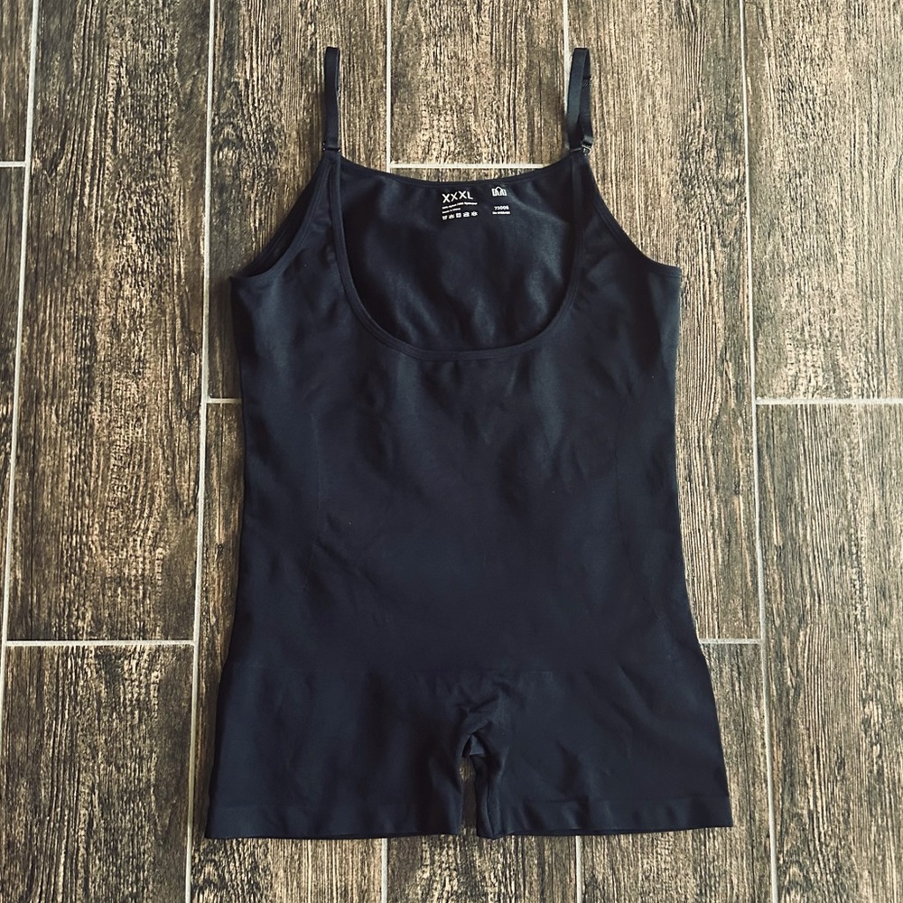 EUC Empetua XXXL Black Open Bust Bodysuit Shaper Short